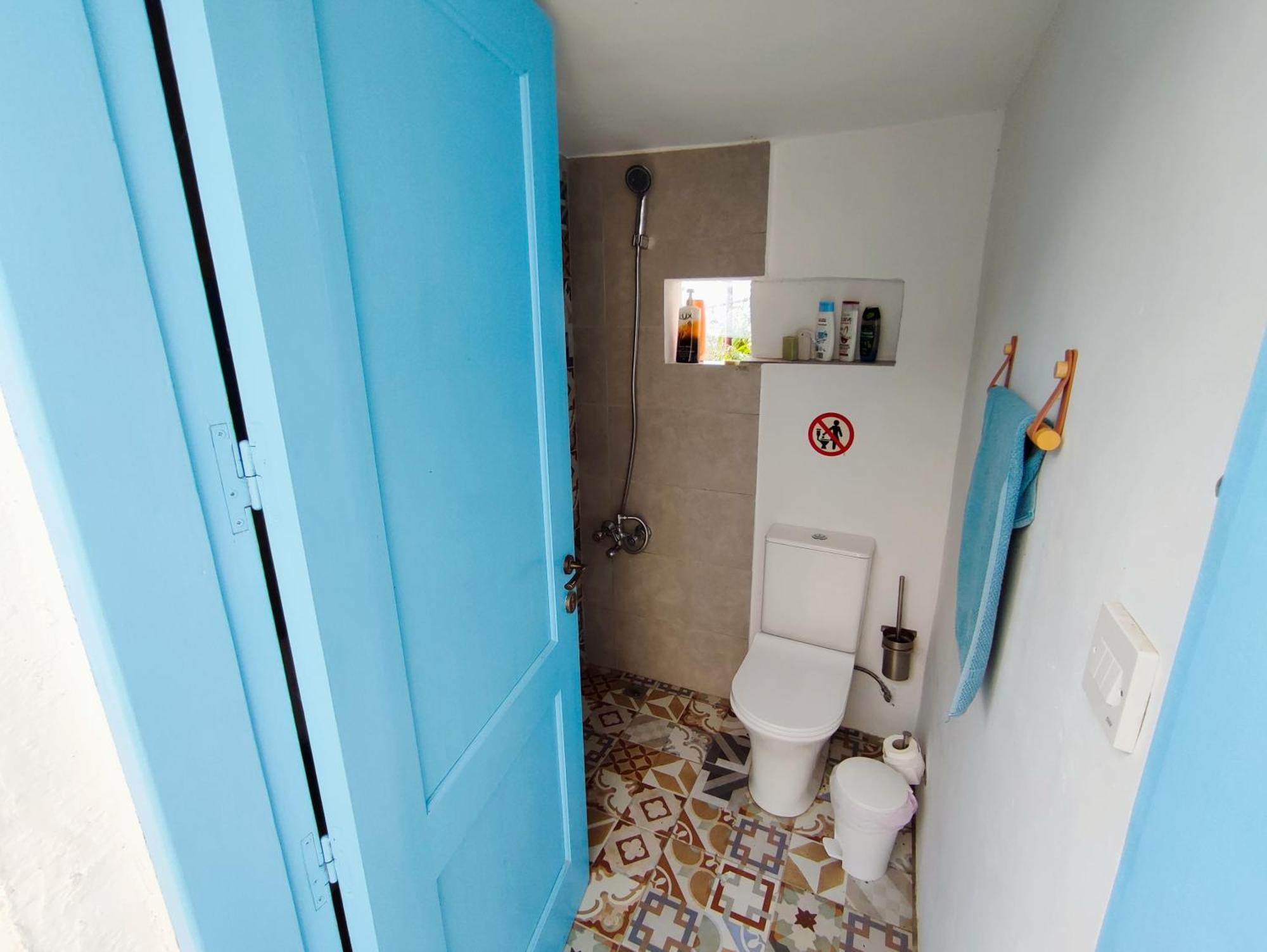 Faith'S Stone House Guest House Simou Bagian luar foto