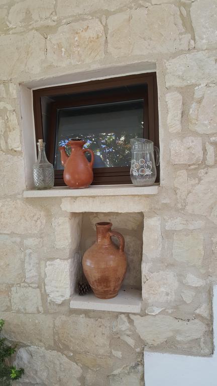 Faith'S Stone House Guest House Simou Bagian luar foto
